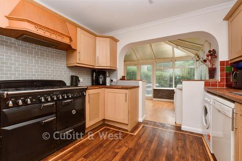 3 bedroom semi-detached house for sale, Picquets Way, Banstead, Surrey