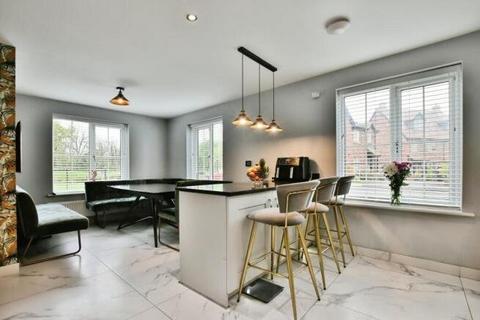 4 bedroom detached house for sale, Grimshaw Close, Cheshire SK9
