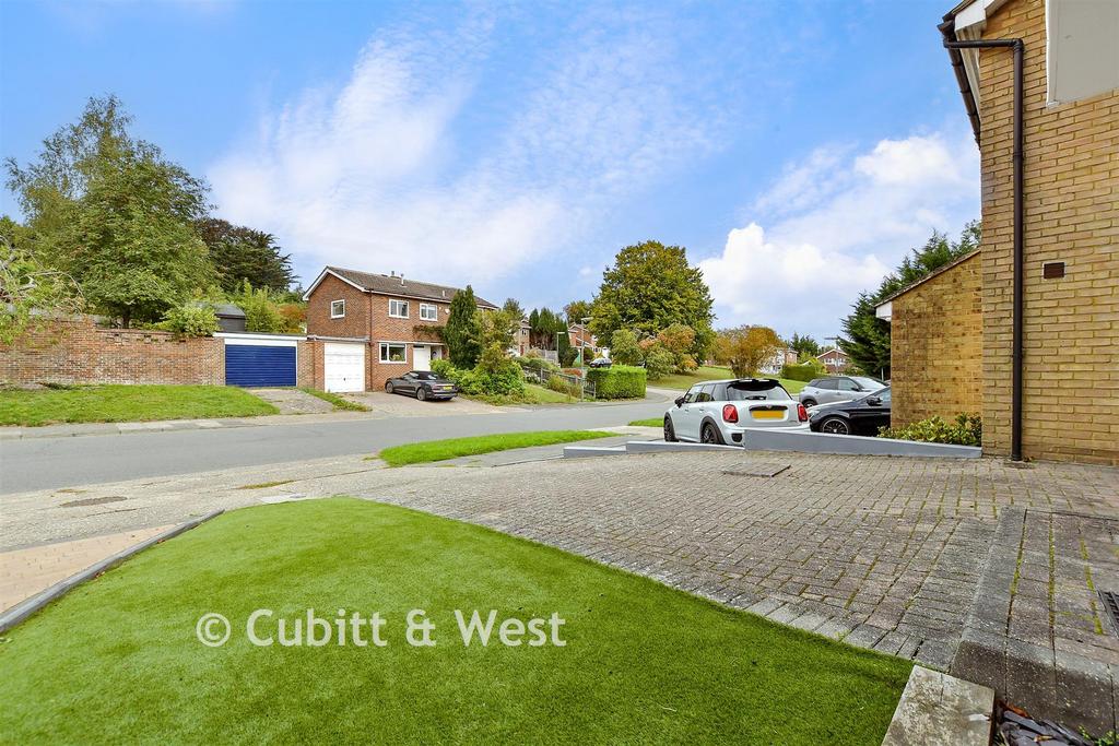 Driveway/Parking