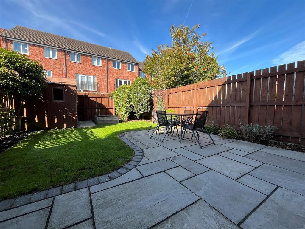 Rear Garden - image two.jpg