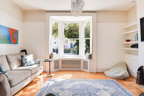 5 bedroom end of terrace house for sale, Cambridge CB4