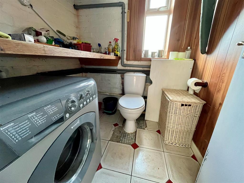 Cloakroom Utility.jpg