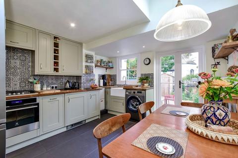 7 Primrose Gardens, Bushey, WD23 1BU