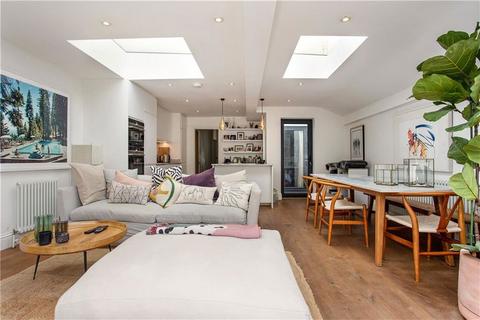 St Dunstans Road, London W6