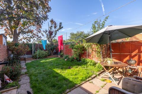 undefined, Barnes Avenue, London, SW13