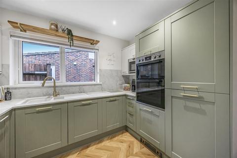 3 bedroom detached bungalow for sale, Warfield Avenue, Waterlooville