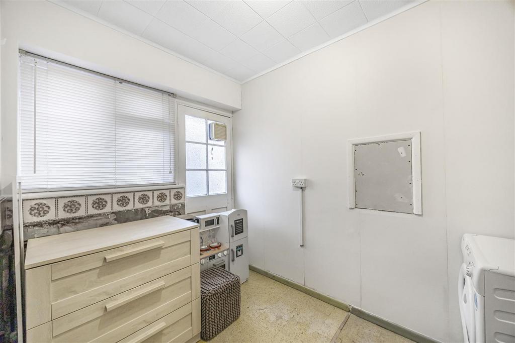 Bedroom 3.jpg