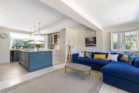 4 bedroom detached house for sale, Lynch Road, Farnham, Surrey, GU9