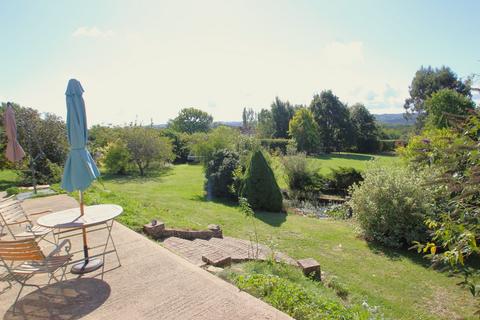 Longmeadow Vale Road, Mayfield, TN20 6BB