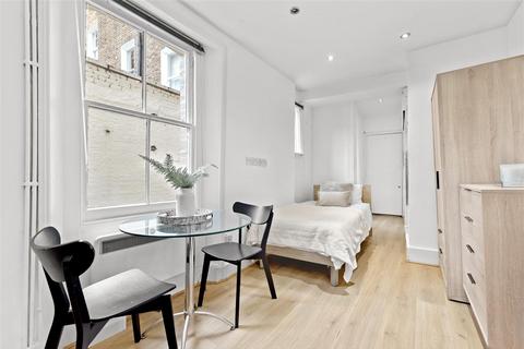 Studio to rent, St Petersburgh Pl, London W2