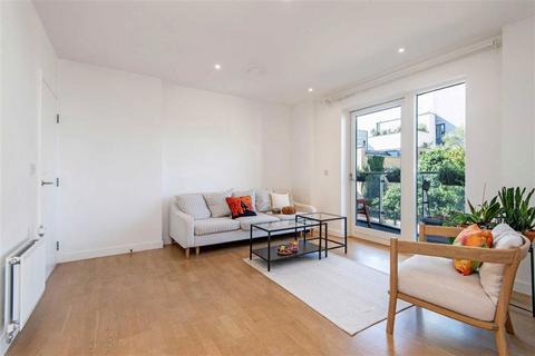 2 bedroom flat for sale, Rolling Mills Mews, London E14