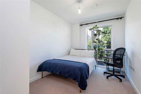 2 bedroom flat for sale, Rolling Mills Mews, London E14