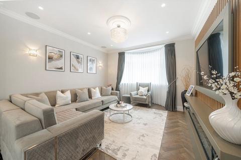 6 bedroom semi-detached house for sale, Albury Avenue, Isleworth TW7