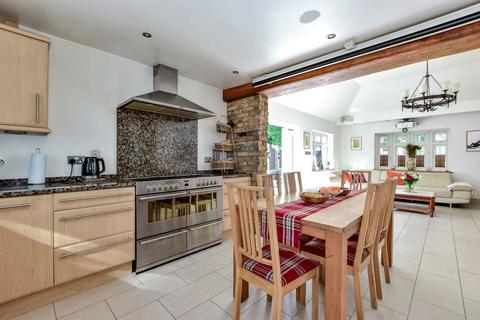 3 bedroom end of terrace house for sale, Ealing Road, Northolt UB5