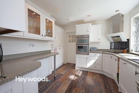 3 bedroom detached house for sale, Dulverton Avenue, Westlands, Newcastle-under-Lyme, Staffordshire
