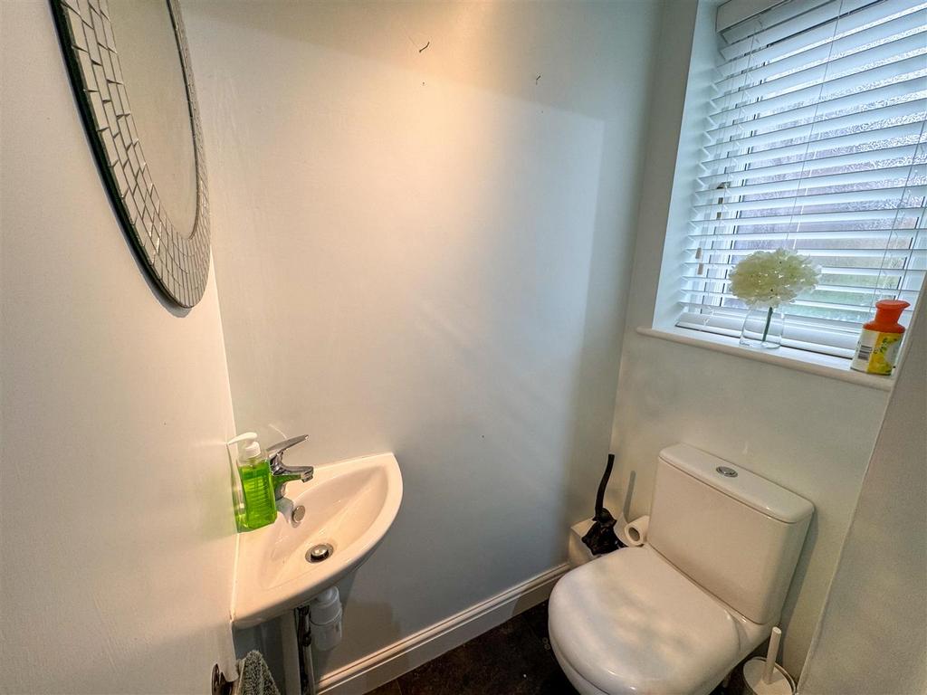 Image00012.jpeg