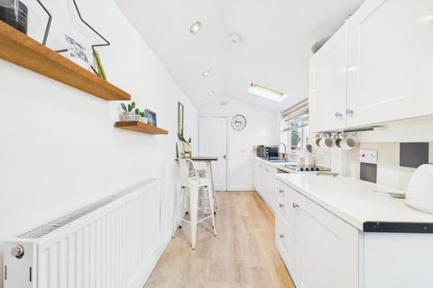 2 bedroom end of terrace house for sale, King Street, Wollaston, Stourbridge, DY8 3QB