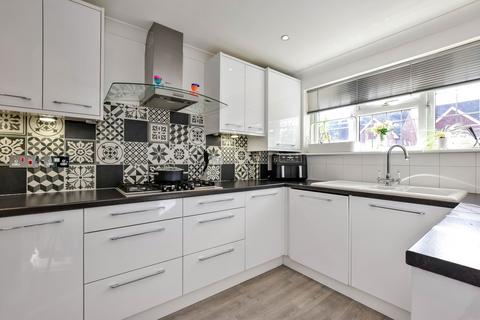 4 bedroom semi-detached house for sale, Popes Road, Abbots Langley WD5