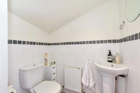 undefined, Popes Road, Abbots Langley WD5