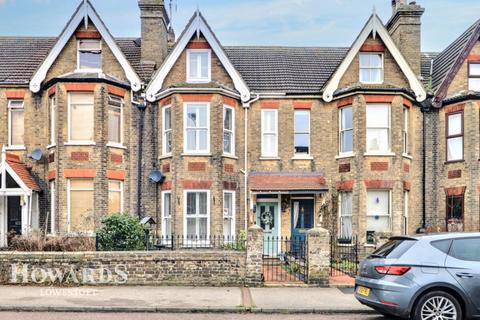 London Road South, Lowestoft