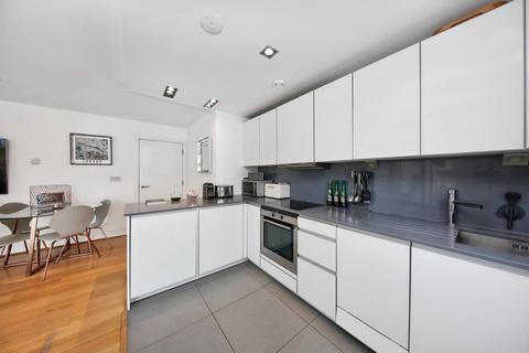 2 bedroom flat for sale, Caspian Wharf, London E3