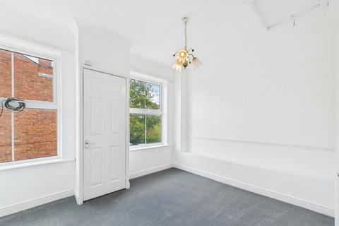 2 bedroom end of terrace house for sale, Kirkhall Lane, Leigh WN7