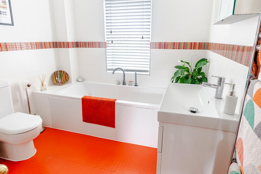 Bathroom1