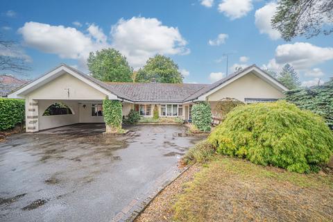 3 bedroom detached bungalow for sale, The Crescent, Hampton-In-Arden, B92