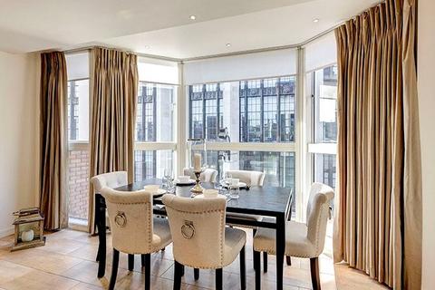 2 bedroom apartment to rent, Young Street, Kensington, W8
