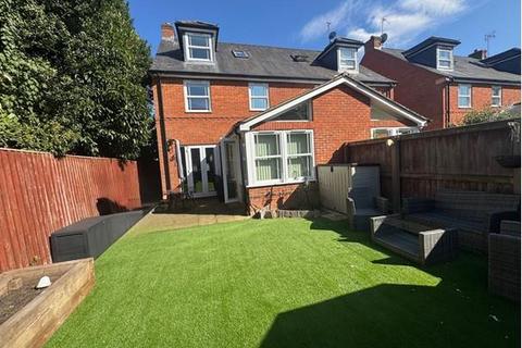undefined, Newbury,  Berkshire,  RG14