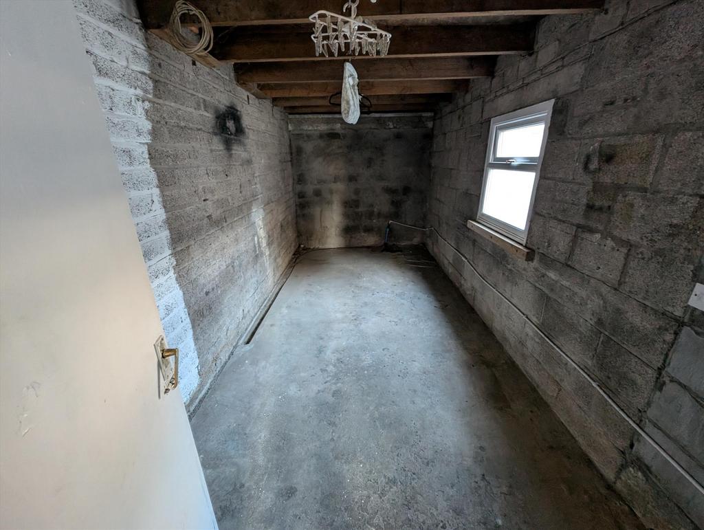 Garage Utility Area
