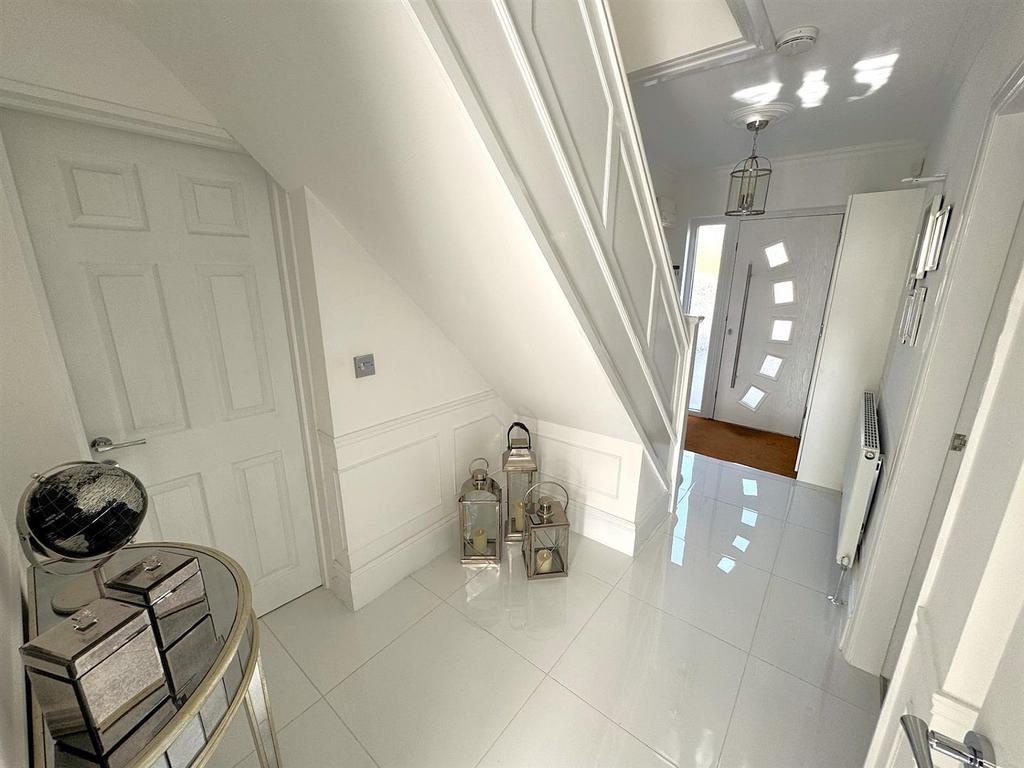 Thumbnail image5 (1).jpg