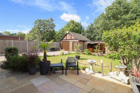 undefined, Springwood Street, Chesterfield S42