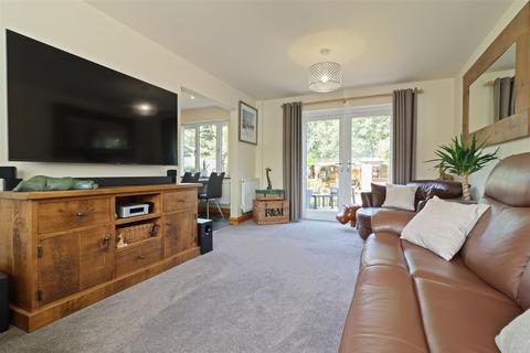 undefined, Springwood Street, Chesterfield S42
