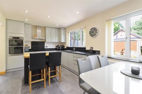 undefined, Springwood Street, Chesterfield S42