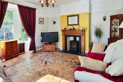 4 bedroom semi-detached house for sale, Oakhurst Road, Shropshire SY11