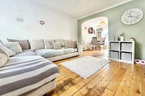 3 bedroom semi-detached house for sale, Maskell Way, Farnborough, Hampshire