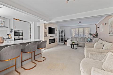 undefined, Ifield Drive, Crawley RH11