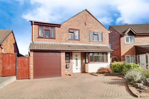 5 bedroom detached house for sale, Hall Drive, Alsager