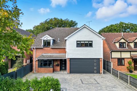 5 bedroom detached house for sale, Shelley Road, Hutton, CM13