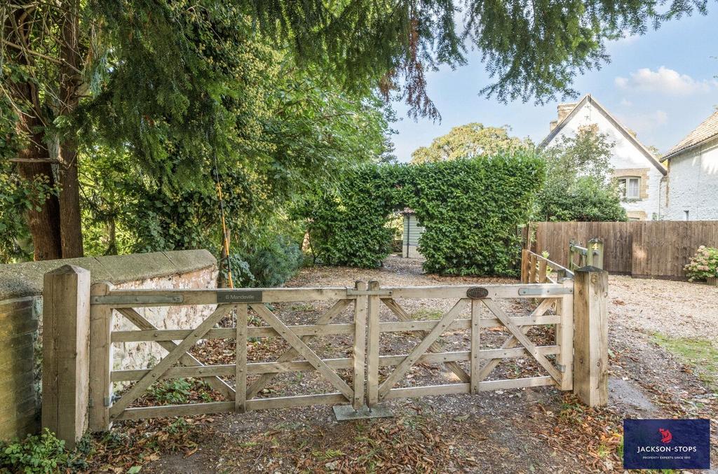 Gated Driveway