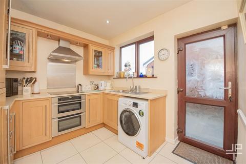 4 bedroom semi-detached bungalow for sale, Harbourne Avenue, Manchester M28