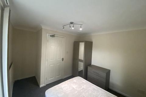 undefined, Rm 4, Brookfurlong, Ravensthorpe, PE3 7LQ