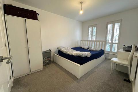 undefined, Springhead Parkway, Northfleet, Kent, DA11