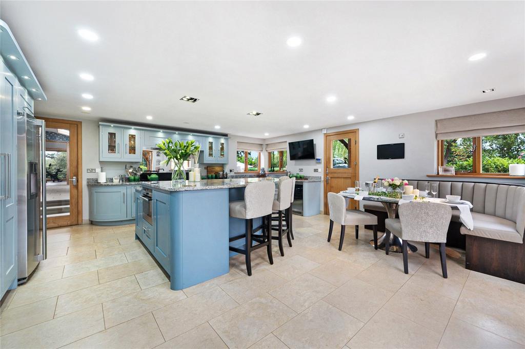 Dining Kitchen