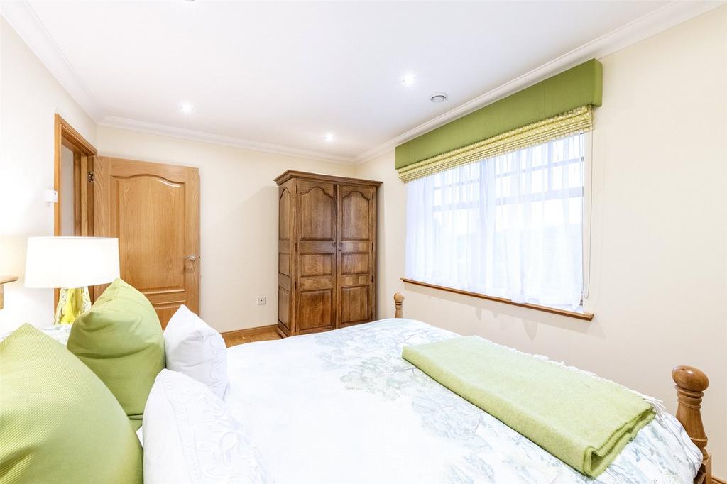 Reidford Gardens 22