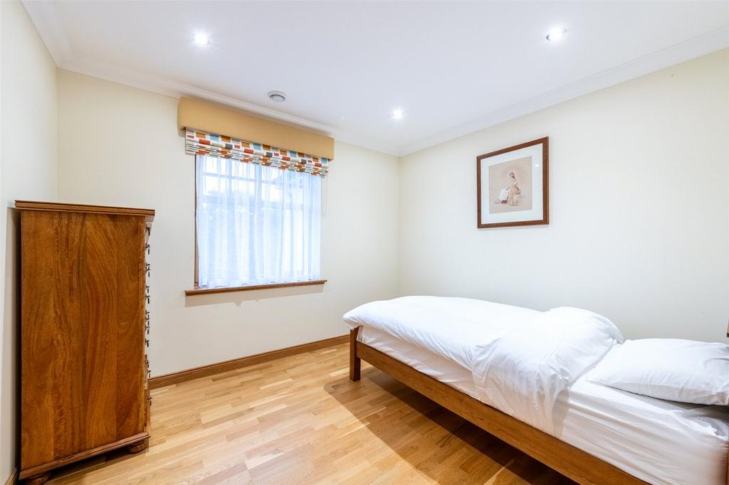 Reidford Gardens 25