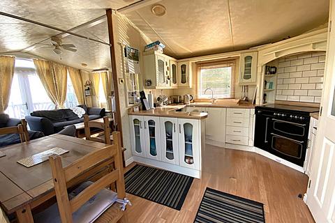 2 bedroom mobile home for sale, Heron Orchard Holiday Park, Frostley Gate