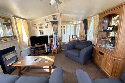 2 bedroom mobile home for sale, Heron Orchard Holiday Park, Frostley Gate