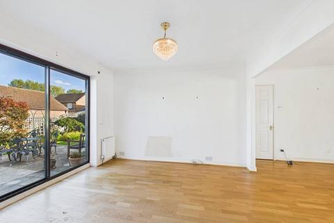 3 bedroom detached bungalow for sale, Ripon Avenue, Beverley, HU17 8UN